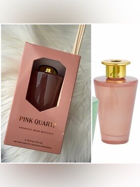 ✨NIB WORLD MARKET PINK QUARTZ GEMSTONE REED DIFFUSER✨